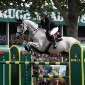 在草地上，沒有兩場(chǎng)比賽是完全一樣的